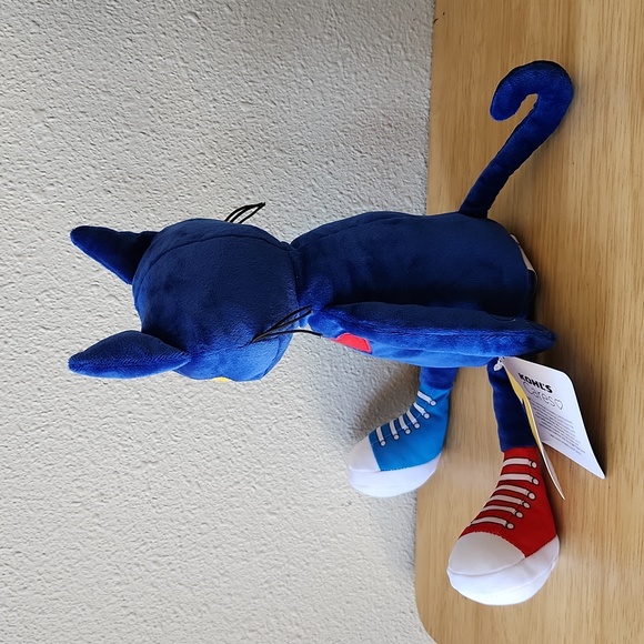 Pete The Cat Plush NWT - Picture 2 of 5